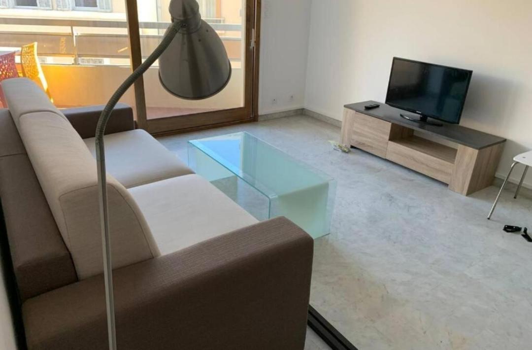 Apartment In Ница Екстериор снимка